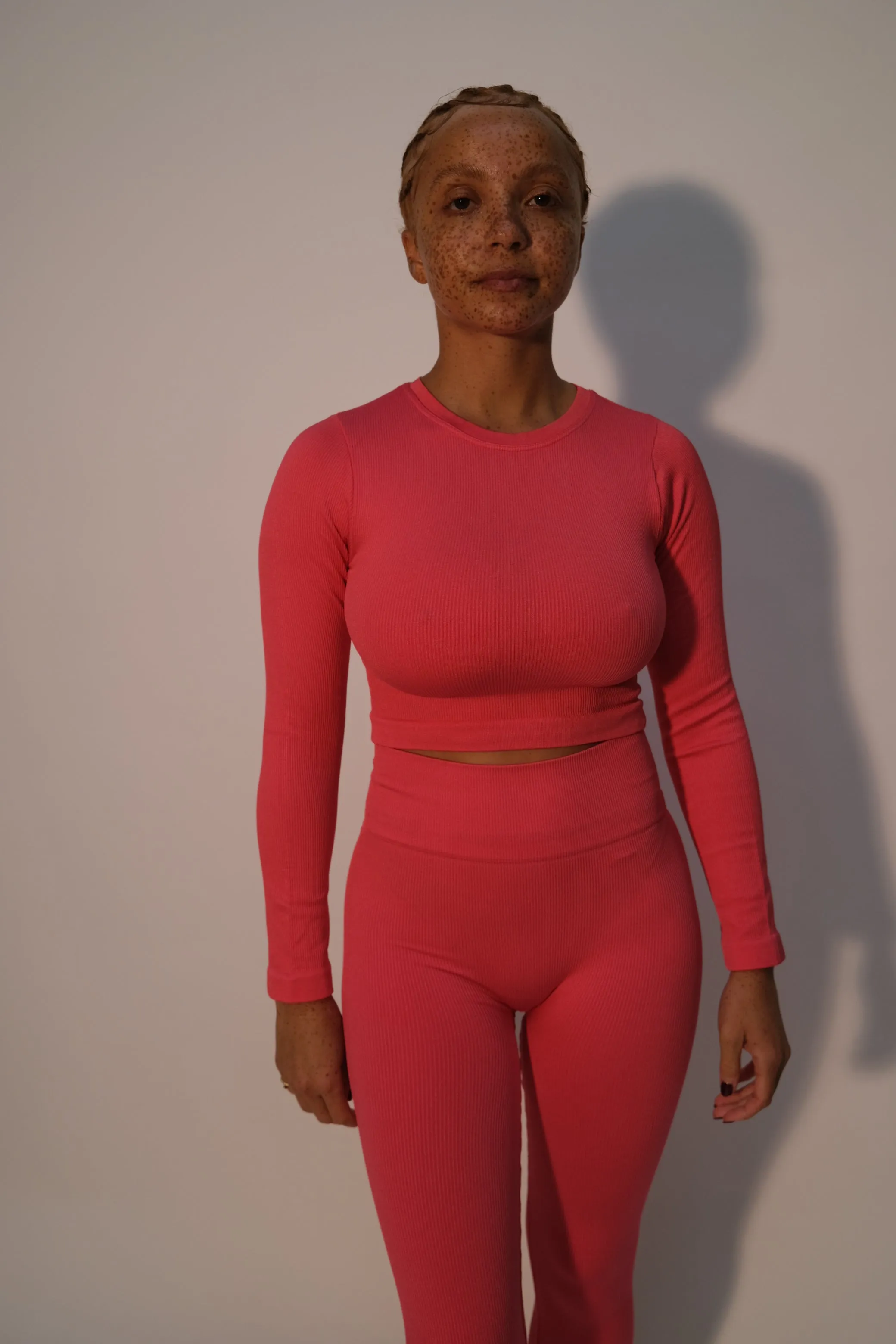AWAKEN Ribbed Leggings | Cerise