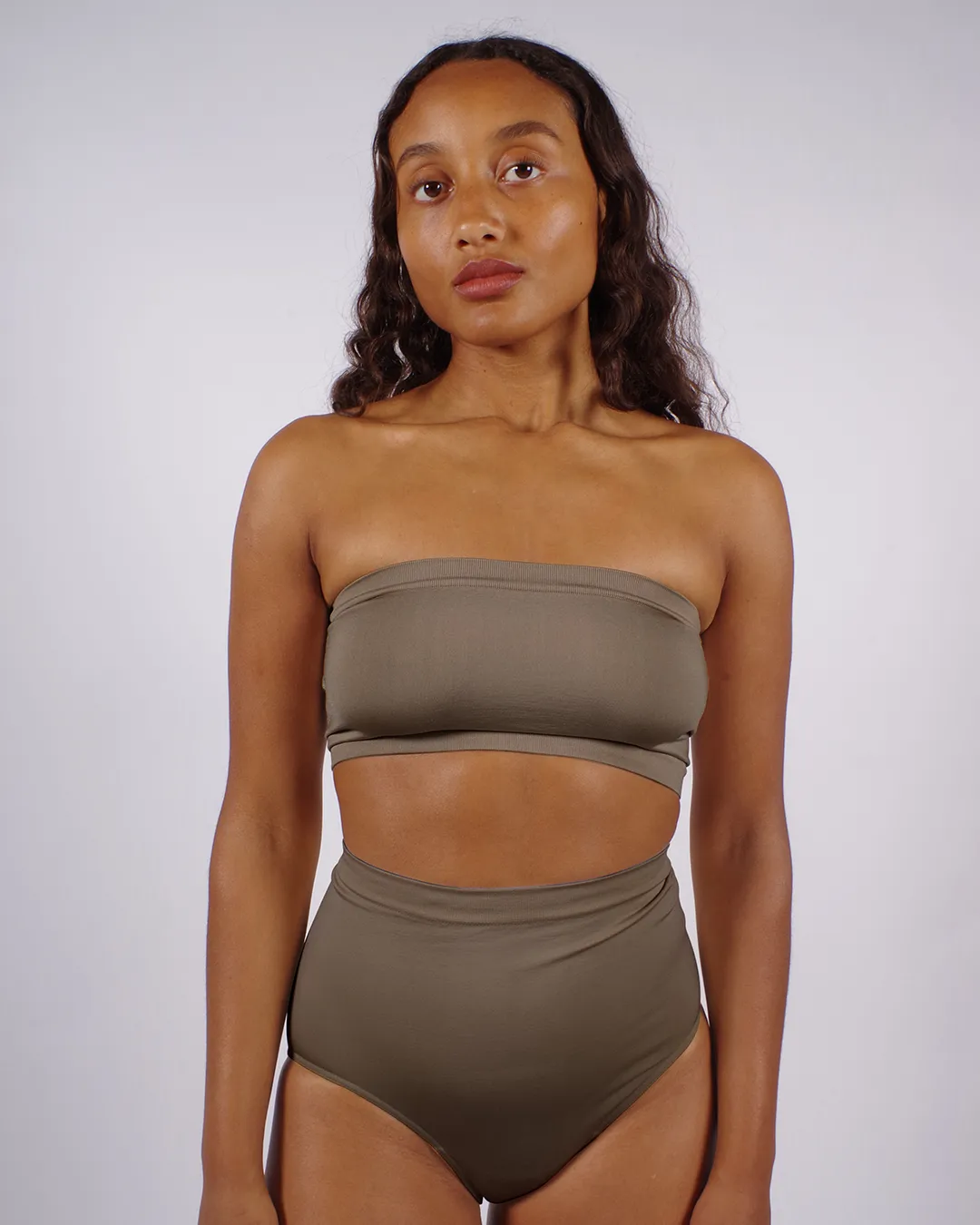 CAPTIVATING Bandeau Bra Top | Muddy Grey