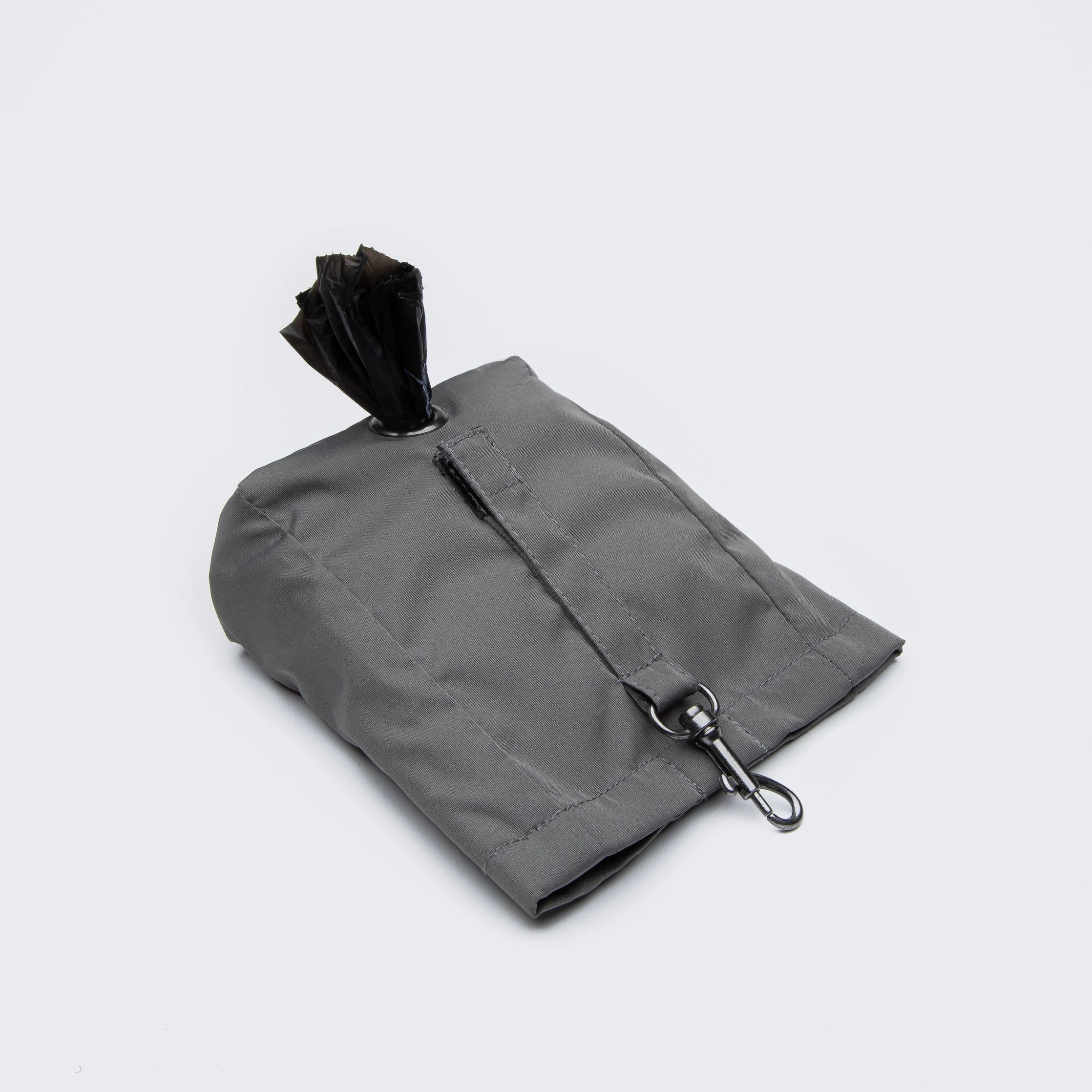 Cloud7: Dog Treat Bag in Calgary Anthracite