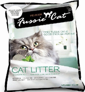 Fussie Cat Unscented Scoopable Bentonite Cat Litter 10L clumping cat litter,natural cat litter,dust free cat litter