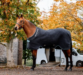 Horseware Autumn Cooler, Black/Aqua horse blanket,poultry bed sheet,equine sheets