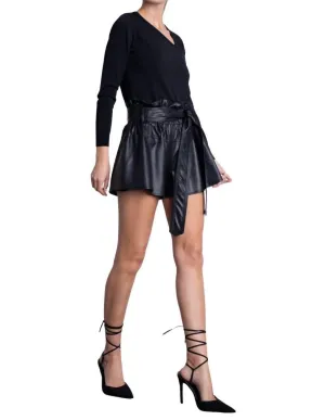 Juana Vegan Leather Shorts In Black