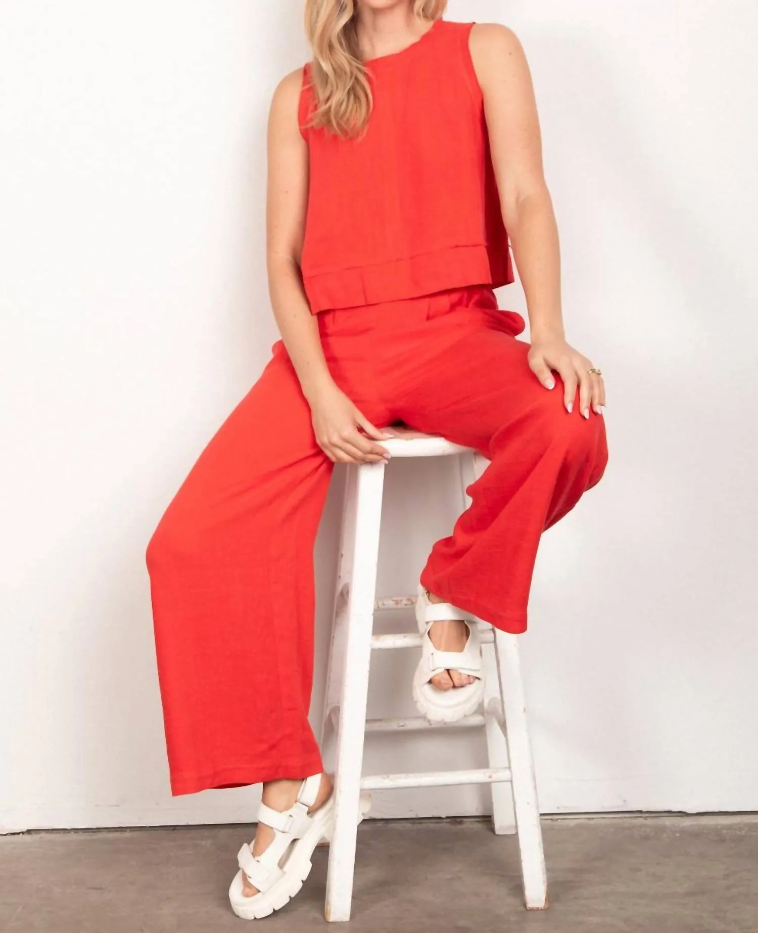 Linen Tank   Pull On Wide Leg Pant Set In Red