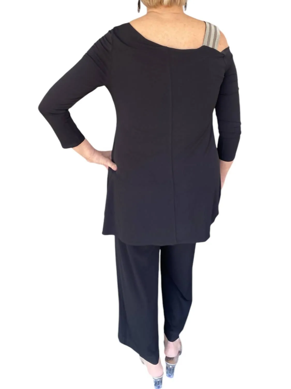 Livin?On Love 1 Pc Set In Black