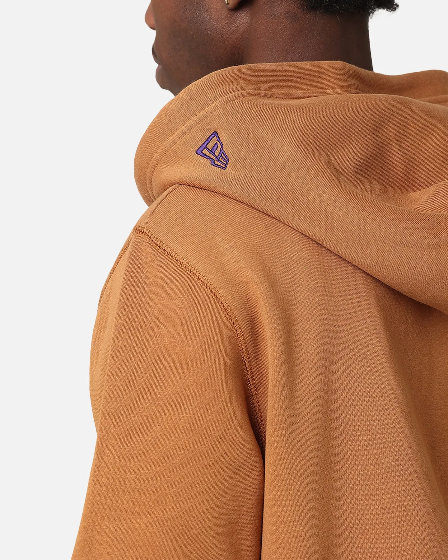 New Era Los Angeles Lakers Pullover Hoodie Medium Beige