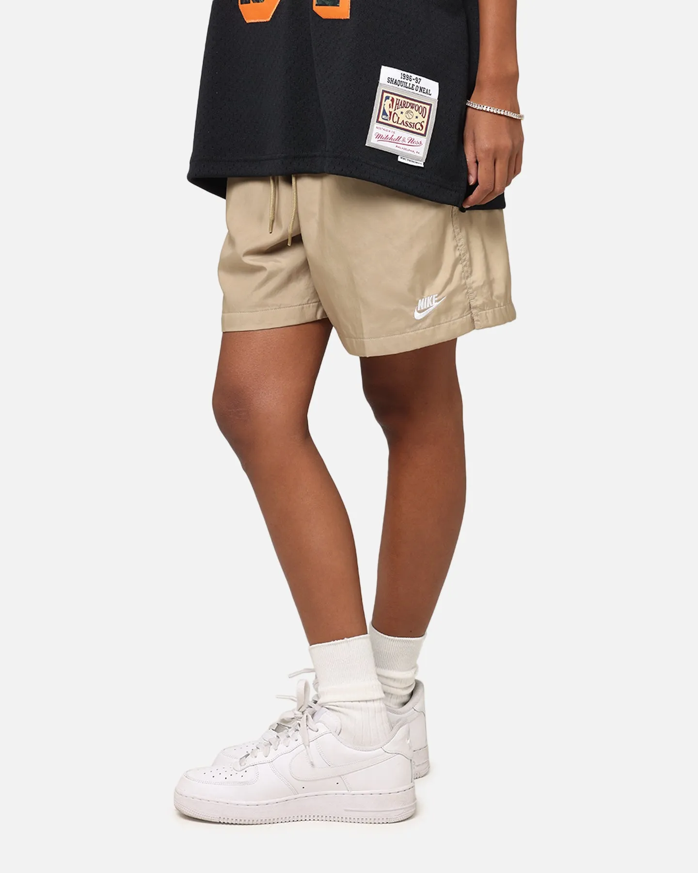 Nike Club Flow Shorts Beige/White