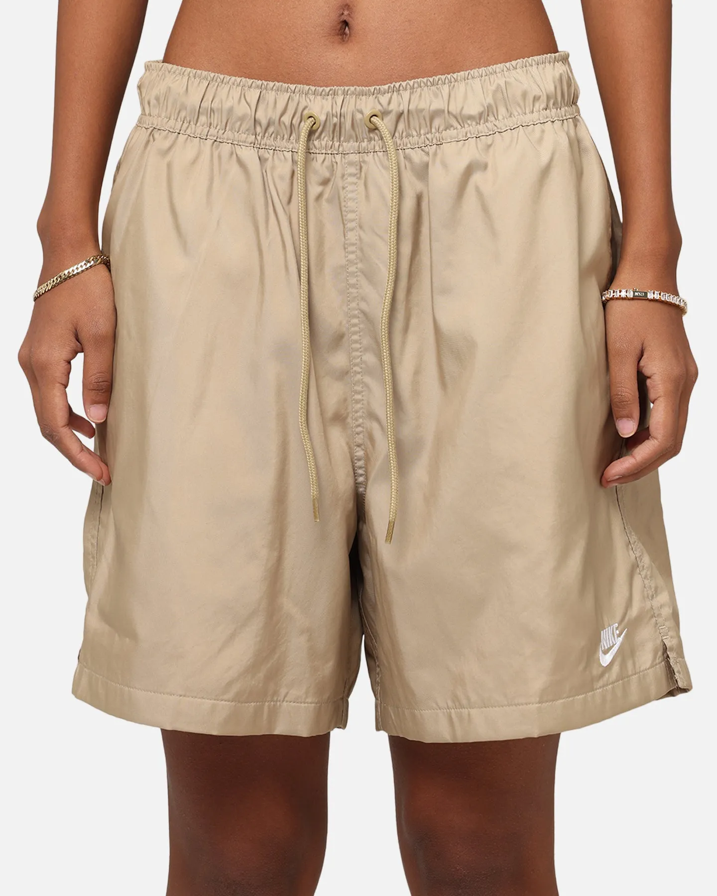 Nike Club Flow Shorts Beige/White
