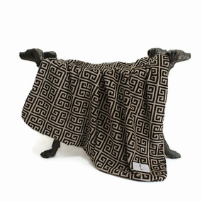 Obsidian Dog Blanket fleece dog blanket,soft dog throw,cozy pet blanket