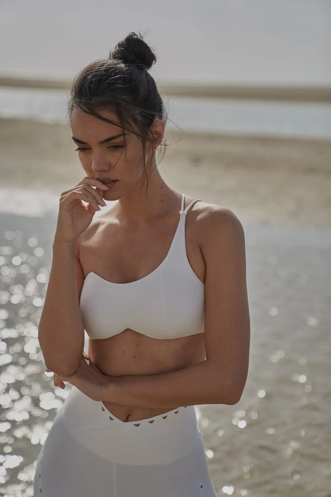 One Shoulder Contour Multiple Drinks at Once Club High-impact encapsulation sports bra,Seamless racerback workout bra,Breathable cross-strap sports bra,Plus-size high-support sports bra,Running bra with bounce control Unisex