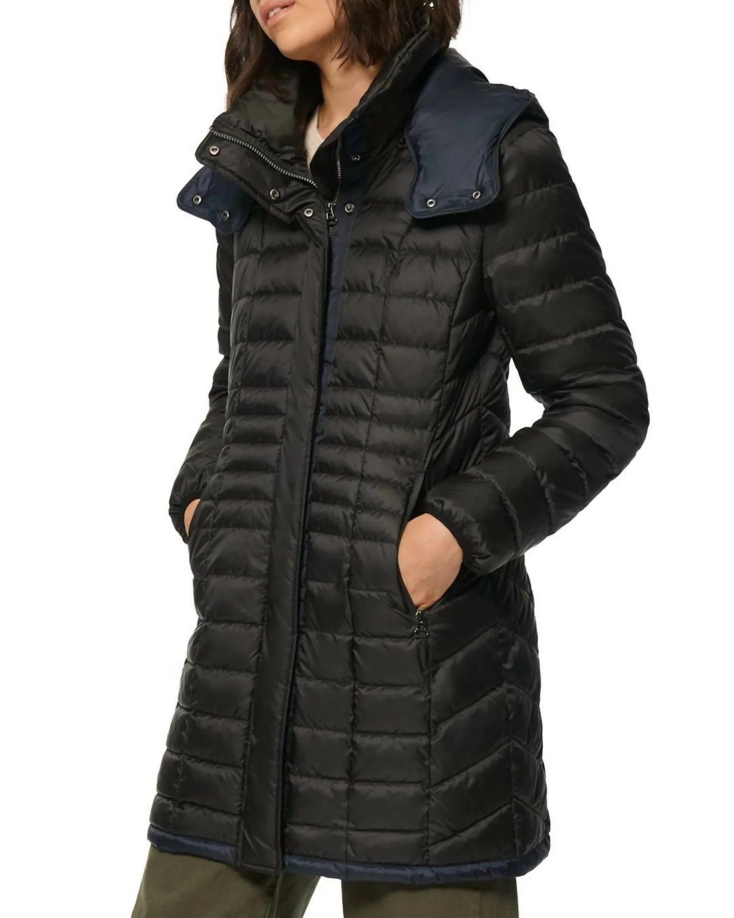 Removable Hood Marble Quilted Down Jacket In Black