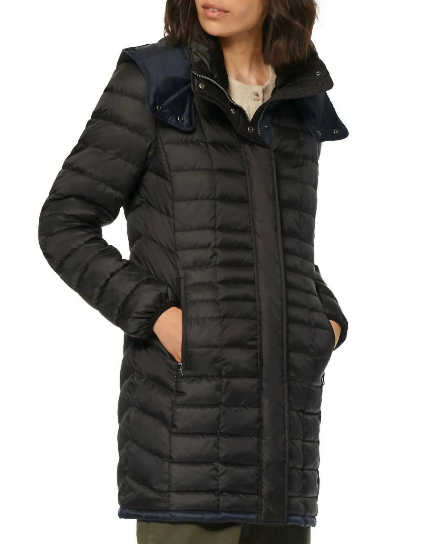 Removable Hood Marble Quilted Down Jacket In Black