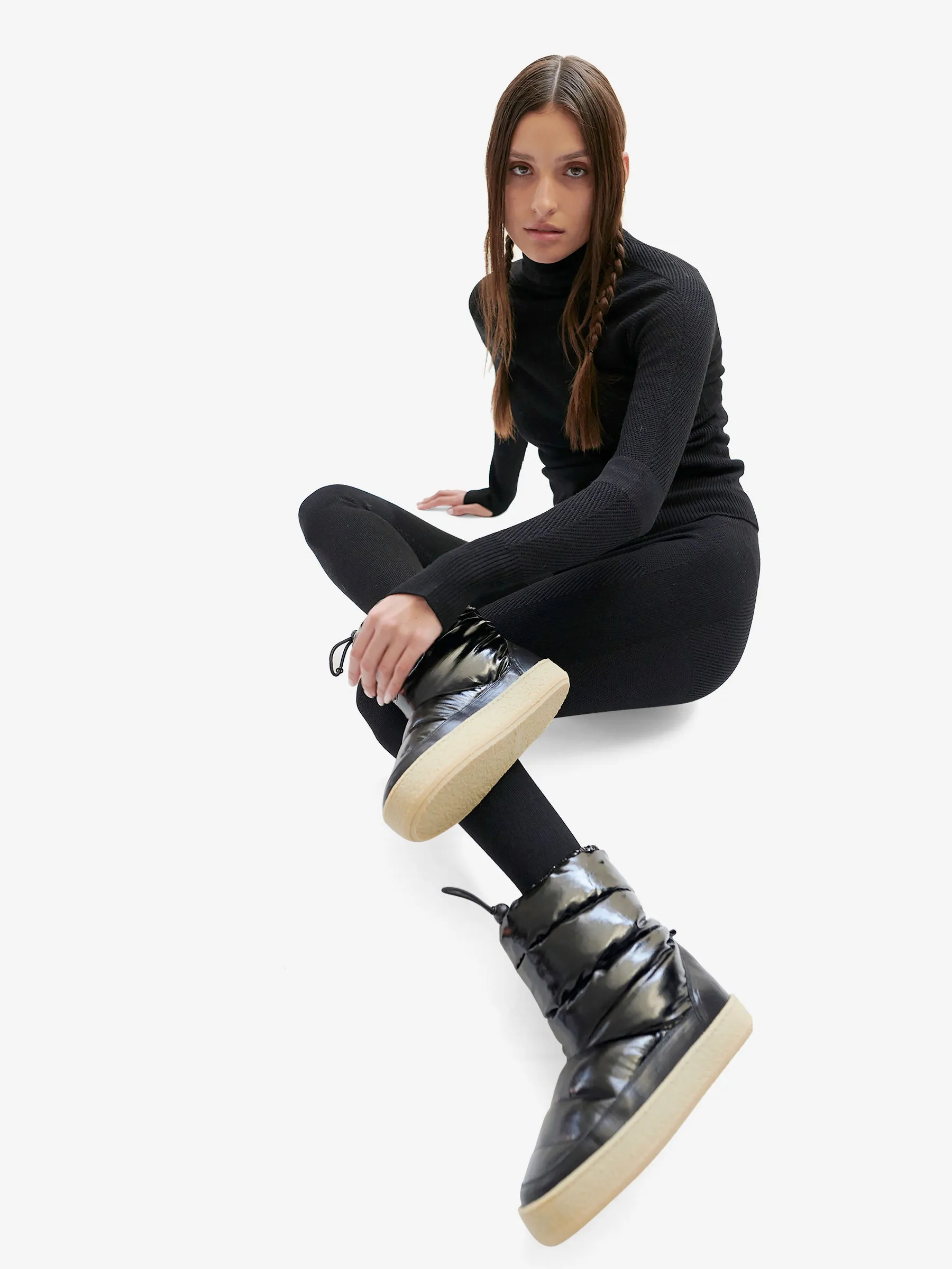 W Airwarm Highneck - Black