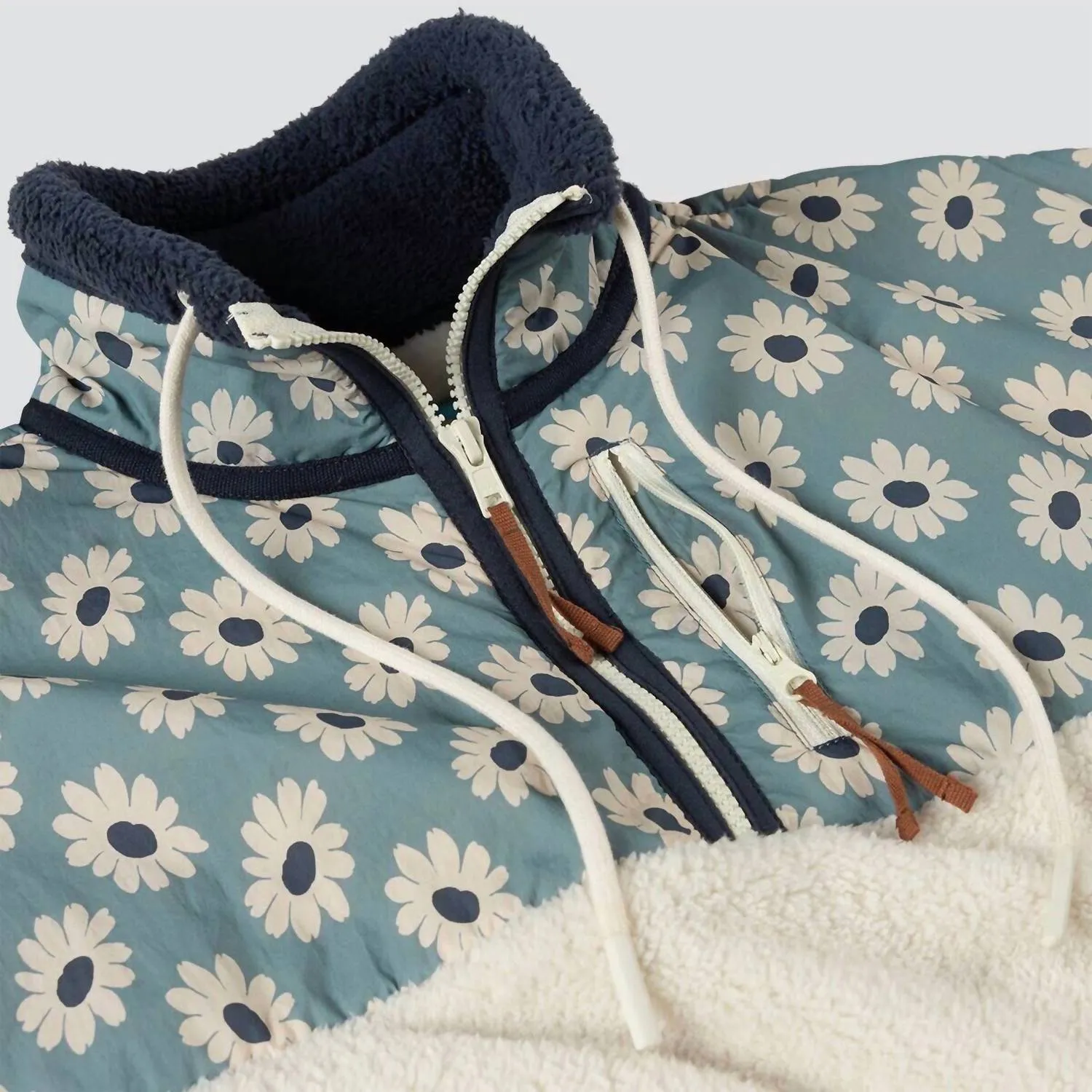 Women's Plush Terrain Half Zip Sweater In Falling Daisy Colorblock